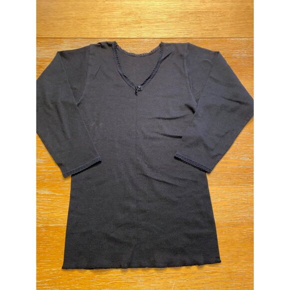 Black V-Neck Lace Trim Long Sleeve Top - Picture 1 of 3